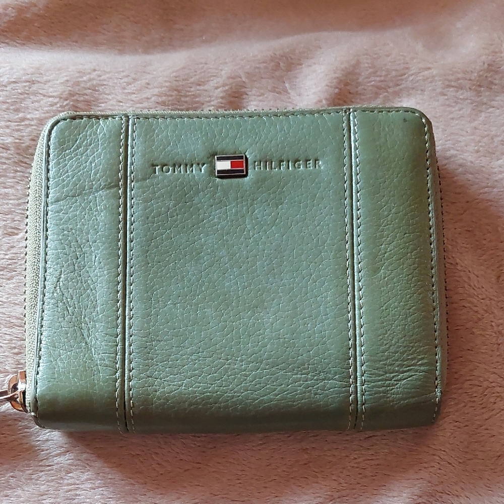 Tommy Hilfiger Sage Green Leather Wallet